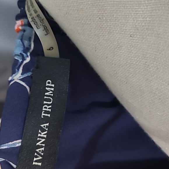 Ivanka Trump Women's Floral Printed Georgette Dress Size 6 - Picture 4 of 4